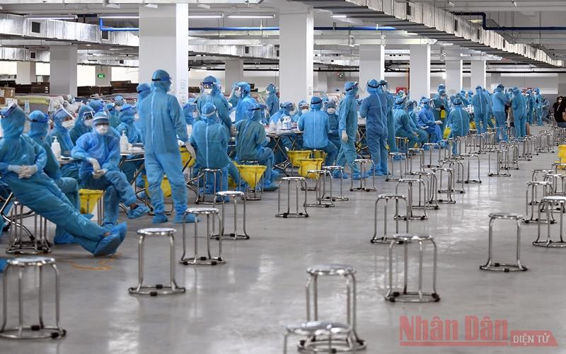 Số xét nghiệm thực hiện từ ngày 29-4 đến nay là 2.165.826 mẫu cho 4.799.671 lượt người.(Ảnh: DUY LINH)