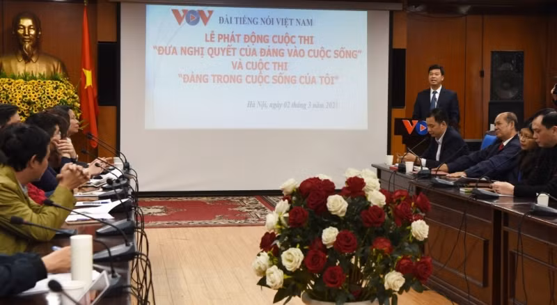 Lễ phát động hai cuộc thi. (Ảnh: HÀ LÊ)