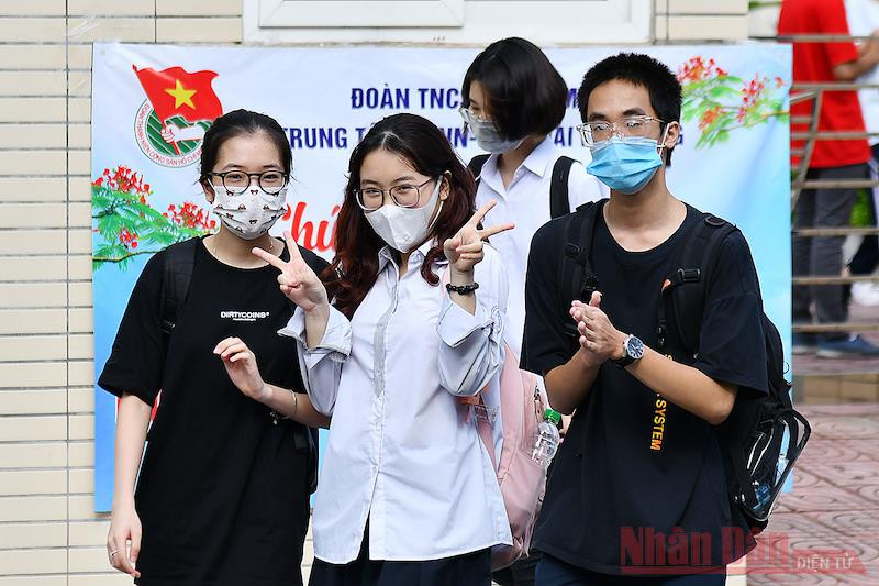Thí sinh tại Kỳ thi tốt nghiệp THPT 2021. ẢNH: THUỶ NGUYÊN