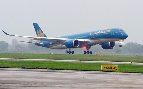 Vietnam Airlines hủy sáu chuyến bay do bão số 12