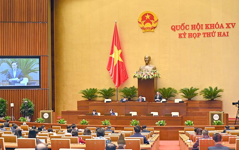 Quang cảnh phiên thảo luận trực tuyến tại hội trường sáng 25/10 về dự án Luật sửa đổi, bổ sung một số điều của Bộ luật Tố tụng hình sự. (Ảnh: DUY LINH)