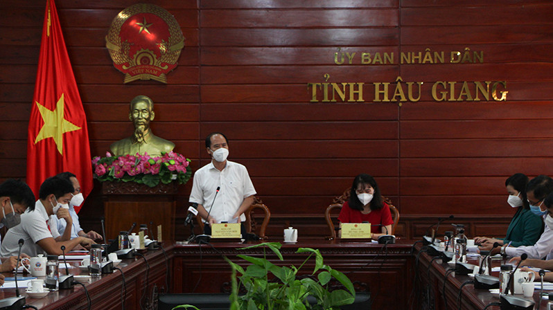 Quang cảnh buổi làm việc.