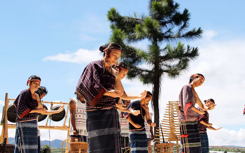 Tămya-Ariya, điệu múa cổ truyền của người Chu Ru.