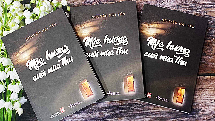 Xanh cả hai phía thời gian