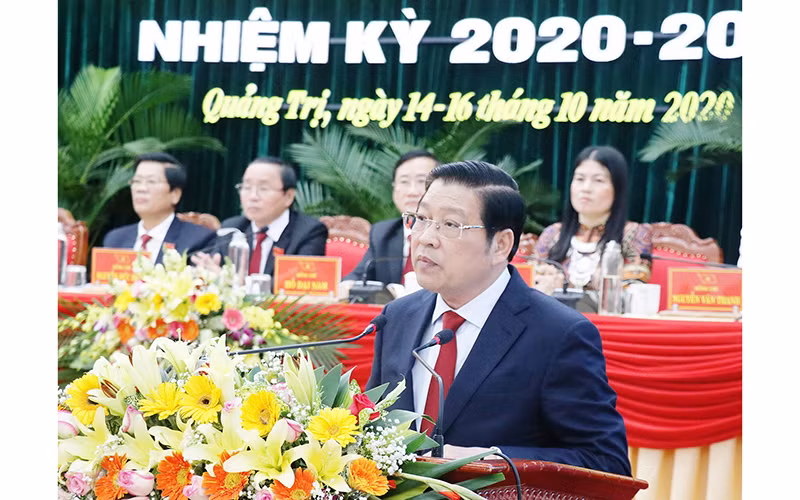 Đồng chí Phan Đình Trạc, Bí thư T.Ư Đảng, Trưởng Ban Nội chính T.Ư phát biểu chỉ đạo đại hội.