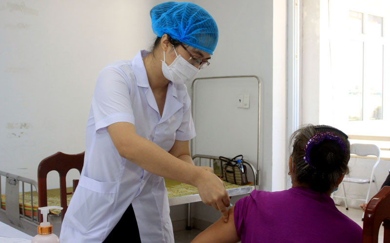 Số người từ 18 tuổi trở lên ở Thái Bình đã tiêm đủ 2 mũi vaccine đạt 43,76% 