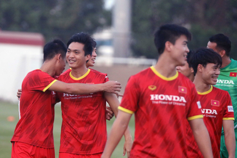 Theo đánh giá ban đầu, Tuấn Anh và Văn Toàn không có tổn thương về xương nên sẽ sớm hồi phục để trở lại sân cỏ. (Ảnh: VFF)