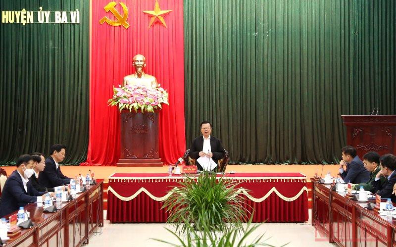 Quang cảnh buổi làm việc, sáng 16/11. (Ảnh: Duy Linh)