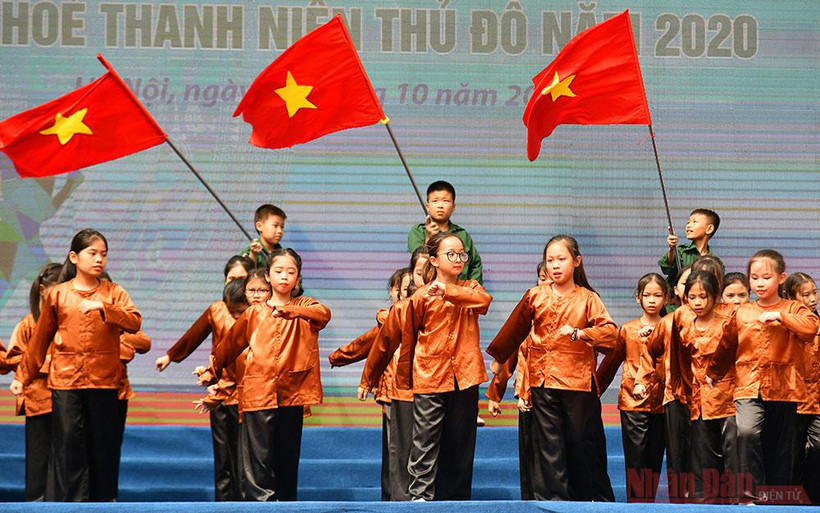 Sôi động những Vũ điệu sắc màu