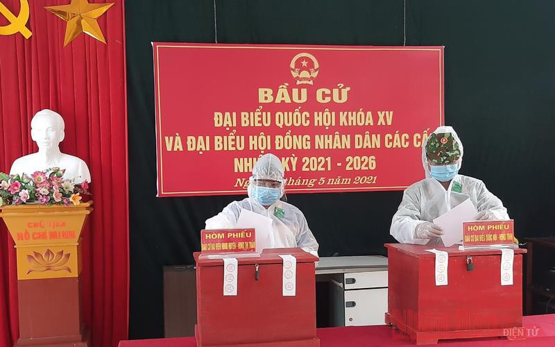 Tổ chức bầu cử tại các khu cách ly được thực hiện tốt, bảo đảm an toàn bầu cử.