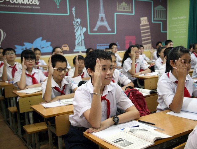 Học sinh Trường THCS Thái Thịnh (Hà Nội) (Ảnh: DUY LINH)