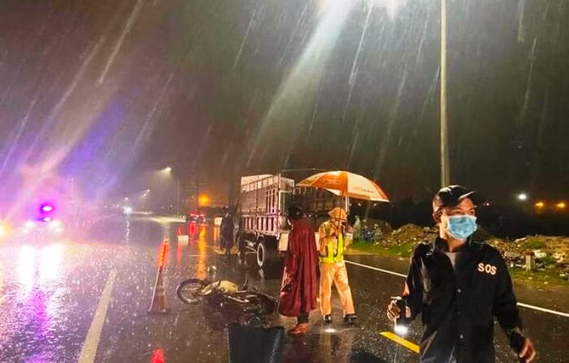 Hiện trường vụ tai nạn tại TP Quy Nhơn, tỉnh Bình Định.