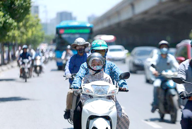 Ngày mai, khu vực Hà Nội có nắng nóng với nền nhiệt cao nhất phổ biến 35-37 độ C. (Ảnh minh họa)