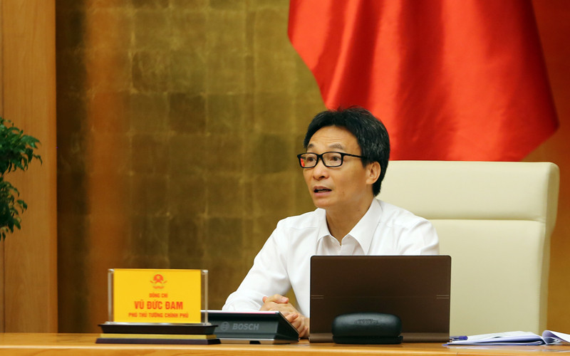 Phó Thủ tướng Vũ Đức Đam, Trưởng Ban Chỉ đạo chủ trì cuộc họp.