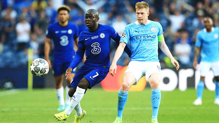 N’Golo Kante (số 7) đóng vai trò quan trọng giúp Chelsea chiến thắng trong trận chung kết Champions League.