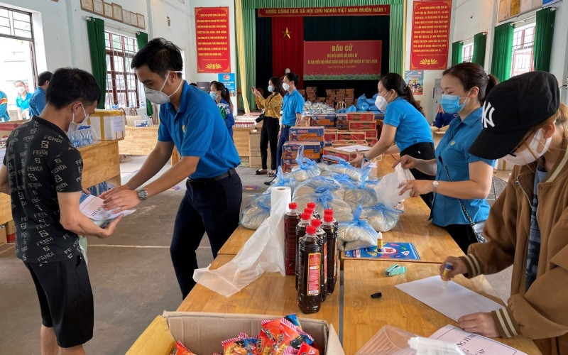 "Siêu thị 0 đồng" do LĐLĐ tỉnh Bắc Giang thành lập tại xã Song Khê, xã Nội Hoàng, TP Bắc Giang, nơi có hơn một nghìn CNLĐ đang ở trọ.