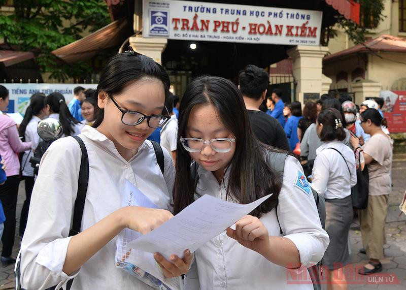 Thí sinh kỳ thi vào lớp 10 của Hà Nội những năm học trước. Ảnh: THUỶ NGUYÊN