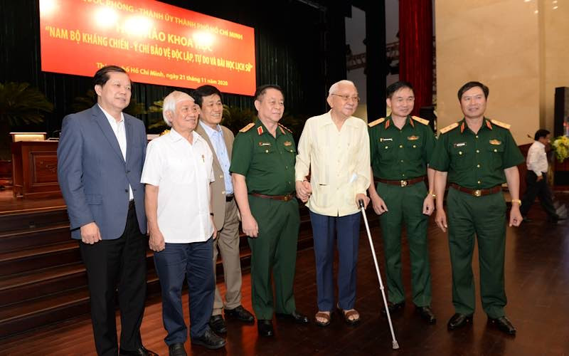 Các đại biểu tại buổi Hội thảo