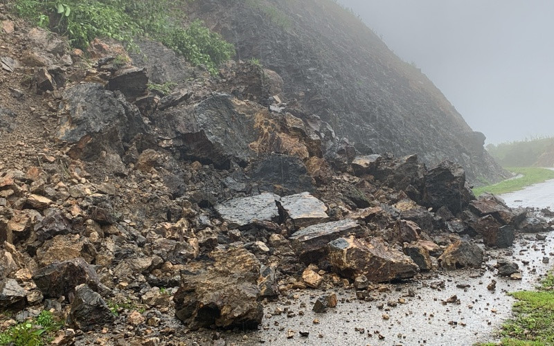 Mưa lớn gây sạt lở trên tỉnh lộ 134, địa phận xã Pắc Ta, huyện Tân Uyên, Lai Châu.