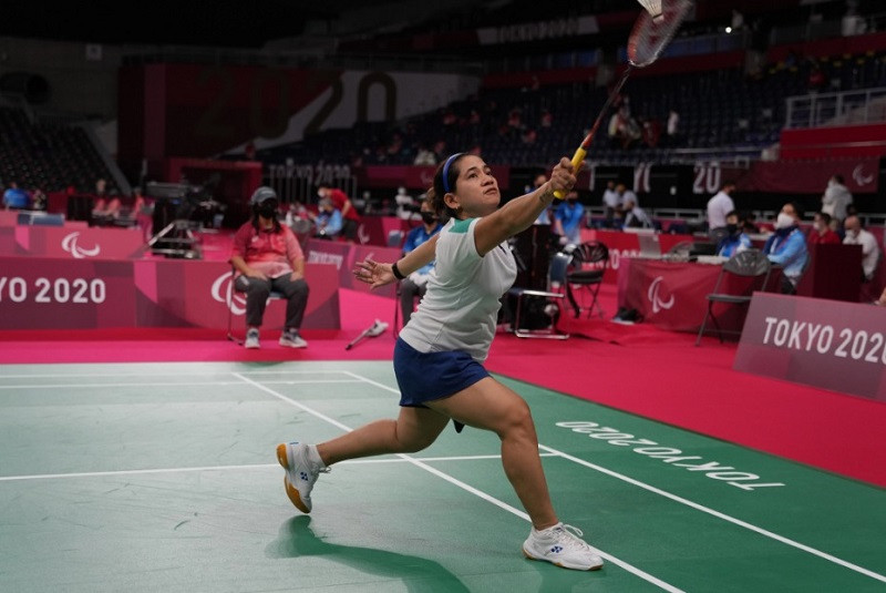 Nữ vận động viên Leani Ratri Oktila cùng đồng đội Sadiyah Khalimatus đem về cho cầu lông Indonesia tấm huy chương vàng Paralympic lịch sử ở nội dung cầu lông đôi nữ hạng thương tật SL3-SU5. (Ảnh: olympics.com)