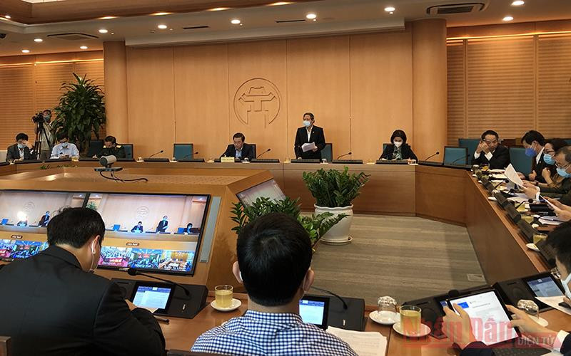 Quang cảnh cuộc họp.