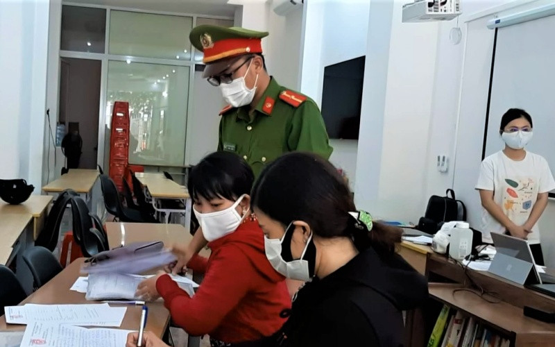 Đoàn kiểm tra tiến hành lập biên bản vi phạm đối với chủ cơ sở trên để xử lý theo quy định của pháp luật.