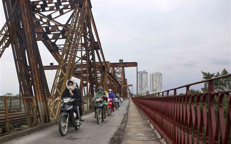 Khu vực Hà Nội sáng sớm có sương mù nhẹ, trưa chiều trời nắng, sáng và đêm trời rét. (Ảnh minh họa)