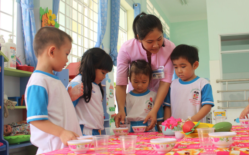 Giờ học của trẻ Trường mầm non Phạm Văn Cội 2, huyện Củ Chi, TP Hồ Chí Minh (ảnh chụp trước khi dịch bùng phát).