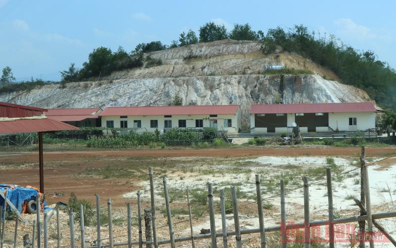 Trụ sở, nhà xưởng của Công ty Cường Thắng nằm trên hơn 14.000m2 đất rừng phòng hộ chiếm dụng.