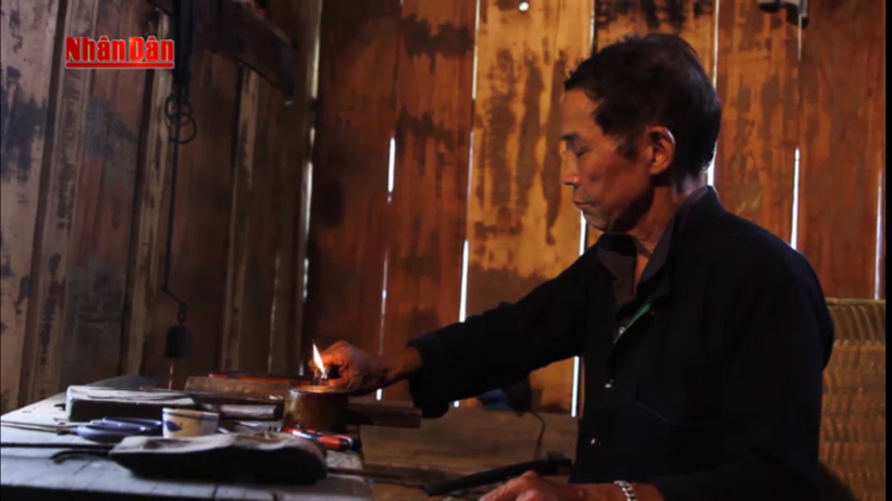 Nghề chạm bạc ở Pờ Ly Ngài