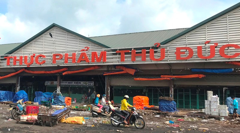 Chợ đầu mối nông sản – thực phẩm Thủ Đức bắt đầu tạm ngừng hoạt động từ 8 giờ sáng 7/7.