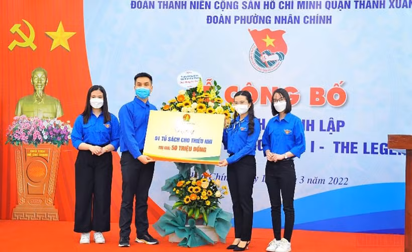 Lễ công bố quyết định thành lập Chi đoàn Nam Thăng Long I – The Legend. (Ảnh: NGỌC VY)