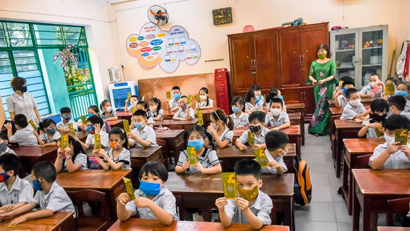 Đà Nẵng miễn bốn tháng học phí cho học sinh do dịch bệnh Covid-19.