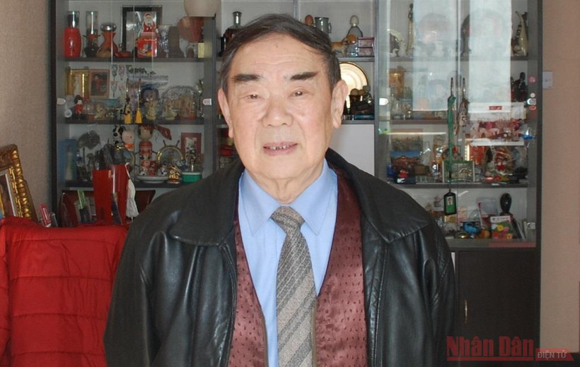 Giáo sư Cốc Nguyên Dương. Ảnh: TÔ MINH - VI SA.