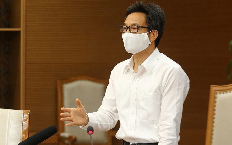 Phó Thủ tướng Vũ Đức Đam, Trưởng Ban Chỉ đạo quốc gia phòng, chống Covid-19 chủ trì cuộc họp Ban Chỉ đạo. (Ảnh: VGP)