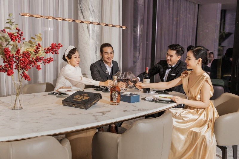 Biệt thự Regal One River với view sông Cổ Cò giá quý III/2021 là 26 tỷ đồng/căn, giá tăng 2 tỷ đồng so với quý II/2021.