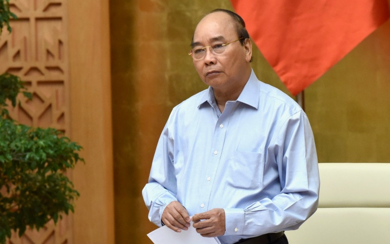 Thủ tướng Nguyễn Xuân Phúc phát biểu tại cuộc họp.