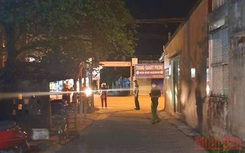 Khu vực cư trú của 2 ca F0 bị lực lượng chức năng thị xã Ba Đồn phong tỏa trong đêm 16/9.