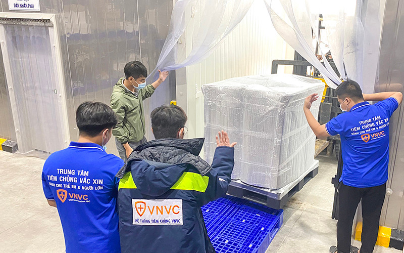 Thêm gần 660.000 liều vaccine Covid-19 của Astra Zeneca về đến Việt Nam