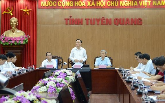 Quang cảnh buổi làm việc.