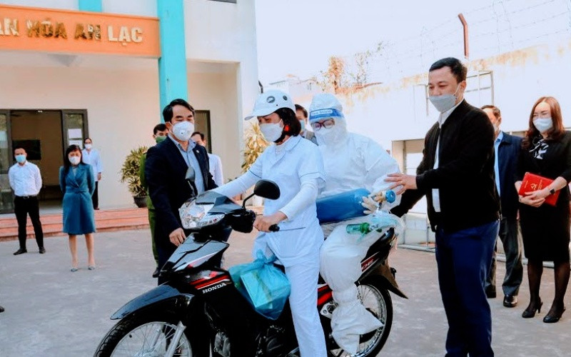 Hoạt động của các trạm y tế lưu động trên địa bàn thành phố Hải Phòng đang dần đi vào nền nếp và nâng cao chất lượng chăm sóc bệnh nhân Covid-19 tại nhà.