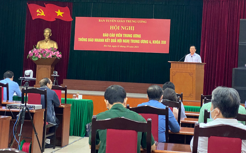 Đồng chí Lại Xuân Môn, Ủy viên Trung ương Đảng, Phó trưởng Ban Thường trực Ban Tuyên giáo Trung ương chủ trì hội nghị.