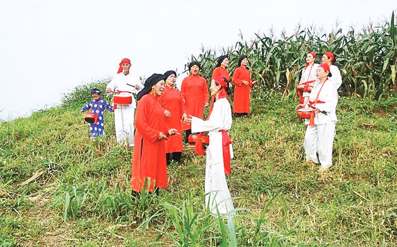 Ðặc sắc trống quân Ðức Bác