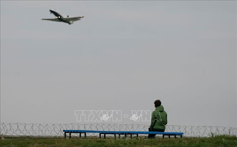 Máy bay cất cánh từ sân bay ở thủ đô Kiev, Ukraine. (Ảnh tư liệu: REUTERS/TTXVN)