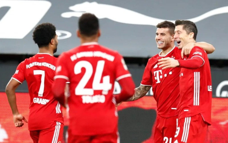 Gặp nhiều bất lợi nhưng Bayern Munich vẫn biết cách khuất phục Dortmund ở trận “Siêu kinh điển” nước Đức. (Ảnh: FC Bayern)
