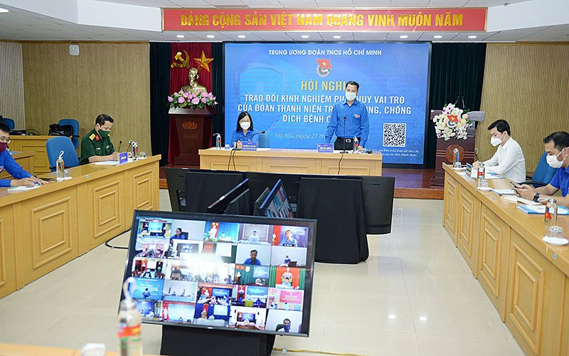 Đồng chí Ngô Văn Cương, Bí thư Trung ương Đoàn, phát biểu ý kiến tại Hội nghị.