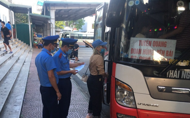 Cơ quan chức năng Lai Châu kiểm soát chặt hoạt động vận chuyển hành khách liên tỉnh của các doanh nghiệp.