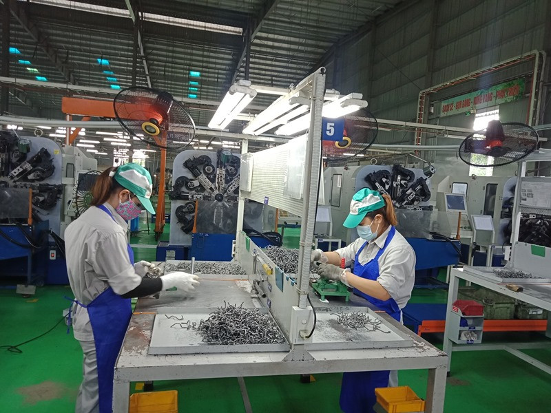 Công ty xích líp Đông Anh thực hiện nghiêm quy tắc phòng, chống dịch.