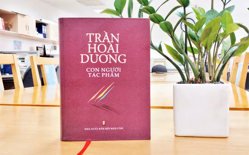 Một trong những tác phẩm của nhà văn Trần Hoài Dương.