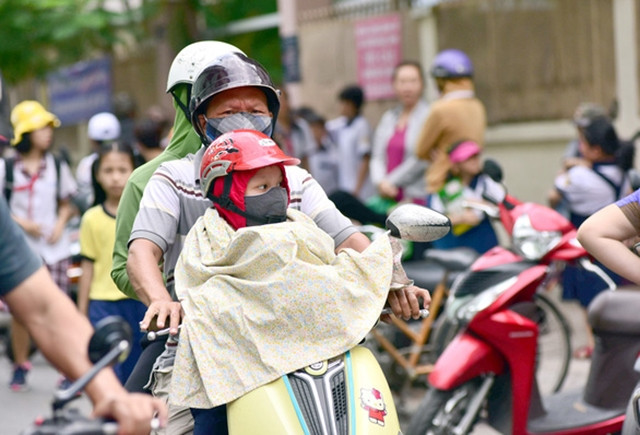 Ở nhiều miền mùa hè năm nay có nơi nắng nóng hơn 40 độ C. Ảnh: LÊ PHAN